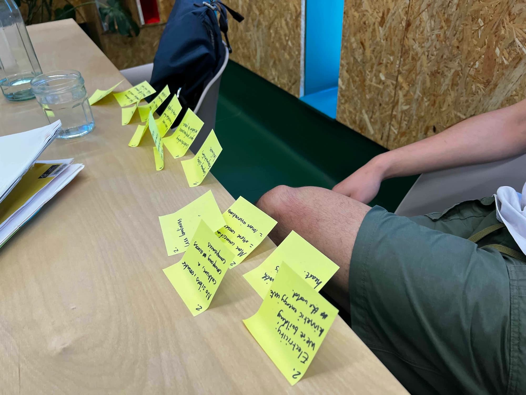 flynt-workshop-table